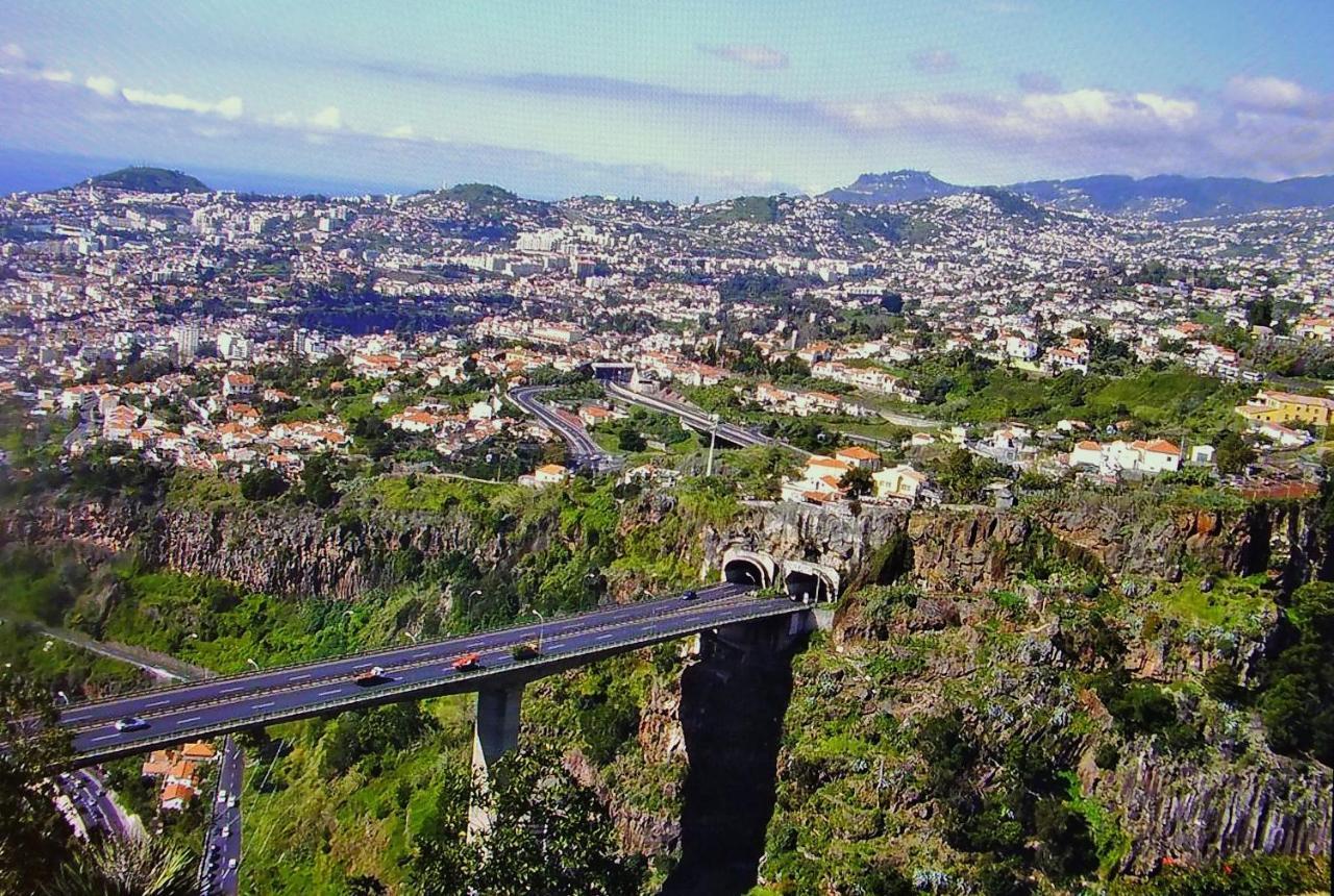 Apartment - The Historical Center Of Funchal In Alojamento Local Buitenkant foto