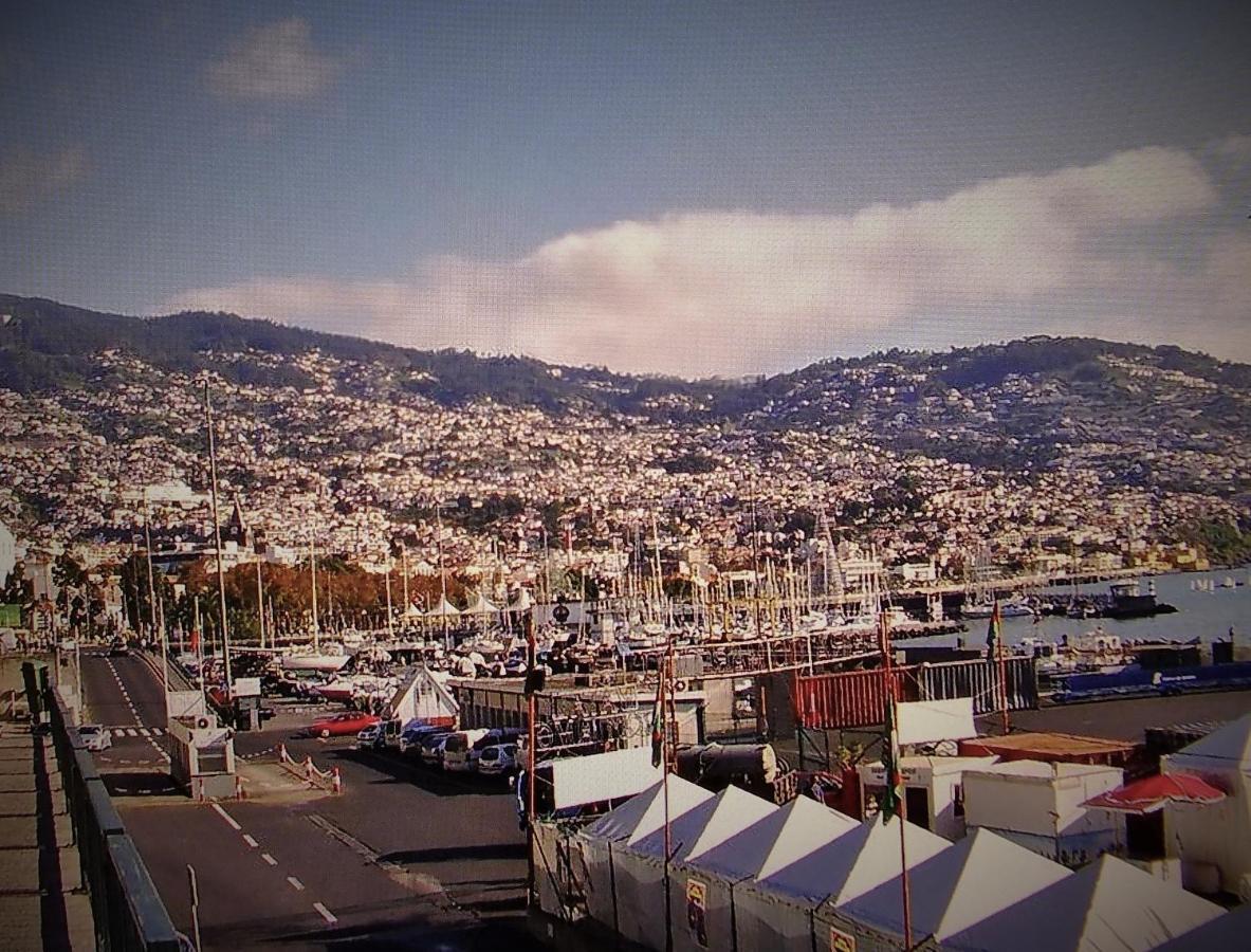Apartment - The Historical Center Of Funchal In Alojamento Local Buitenkant foto