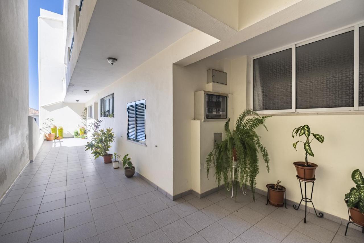 Apartment - The Historical Center Of Funchal In Alojamento Local Buitenkant foto